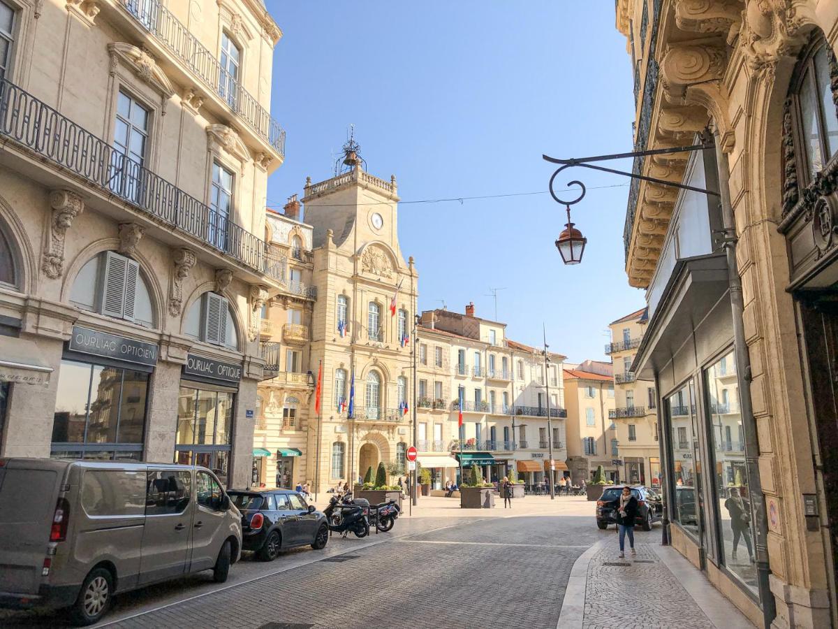 Place De La Mairie, Art Apparts Béziers Eksteriør billede
