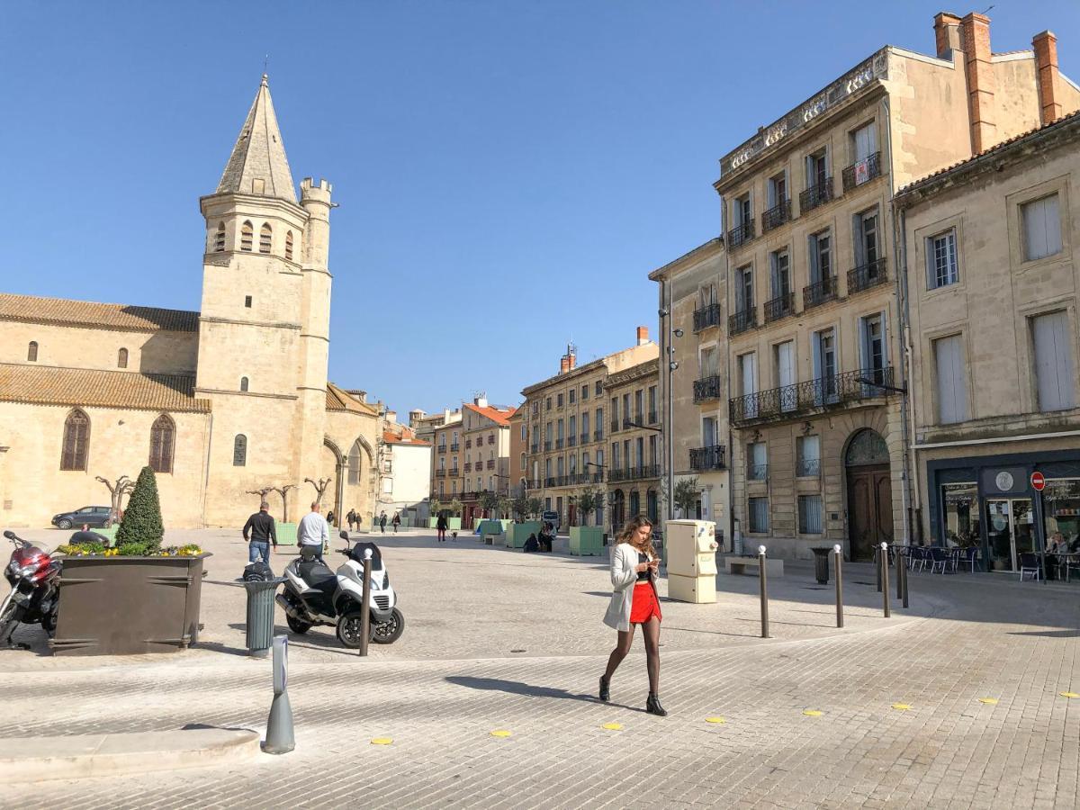 Place De La Mairie, Art Apparts Béziers Eksteriør billede